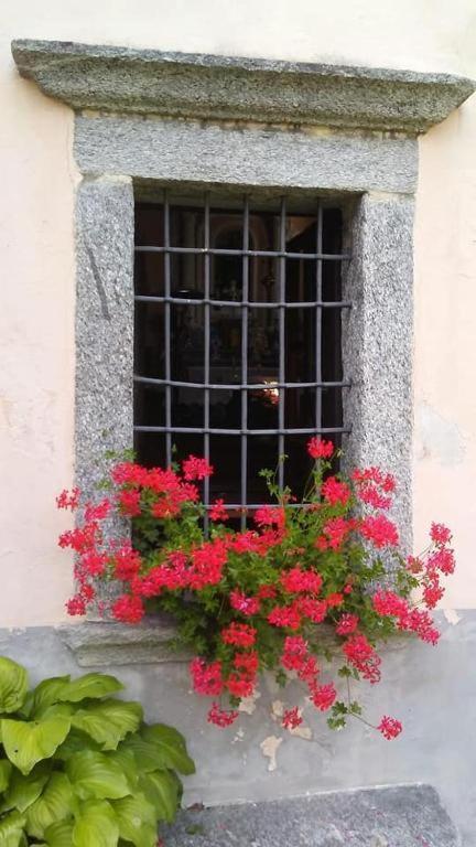 Casa Zizi Villa Crodo Luaran gambar
